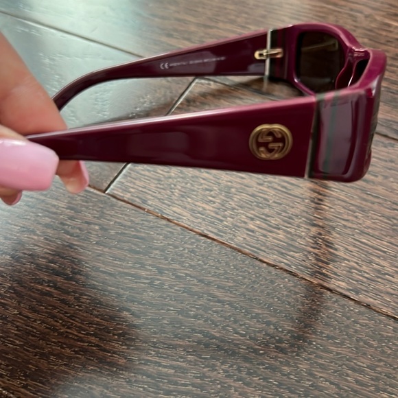 Gucci Sunglasses - Picture 3 of 5